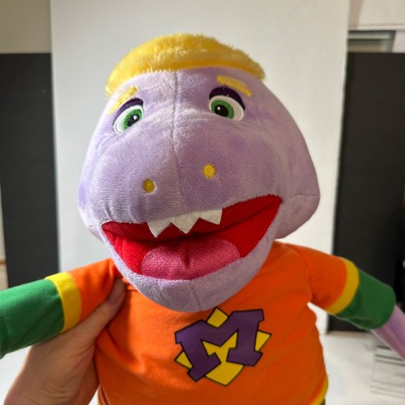 Mr. Munch Chuck E Cheese Pizza Time Theatre 21" Large Stuffed Plush Animal - Picture 9 of 9